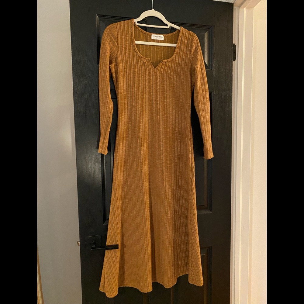 Carly Jean Los Angeles Dress